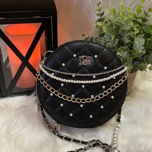 ❌SOLD❌NWT Badgley Mischka Crossbody